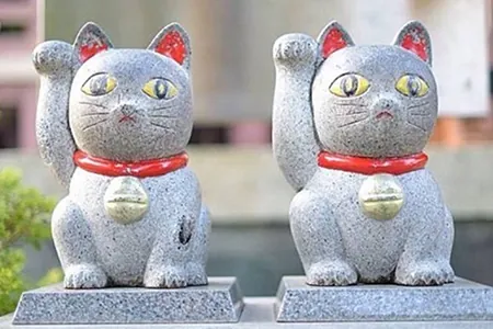 今戸神社の猫の石像写真